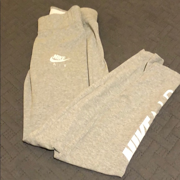 Nike Pants - Nike Air leggings